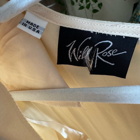 Vintage dress in cream - Picture 3 of 3